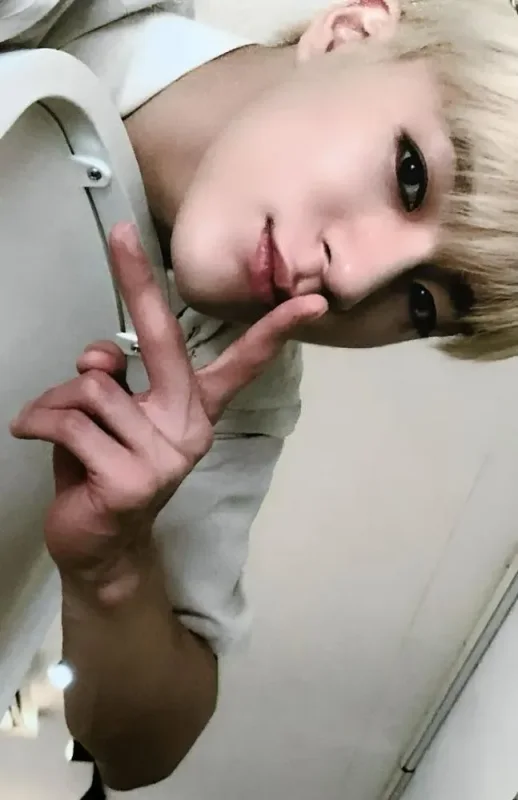 Jeno — We Boom, Kihno