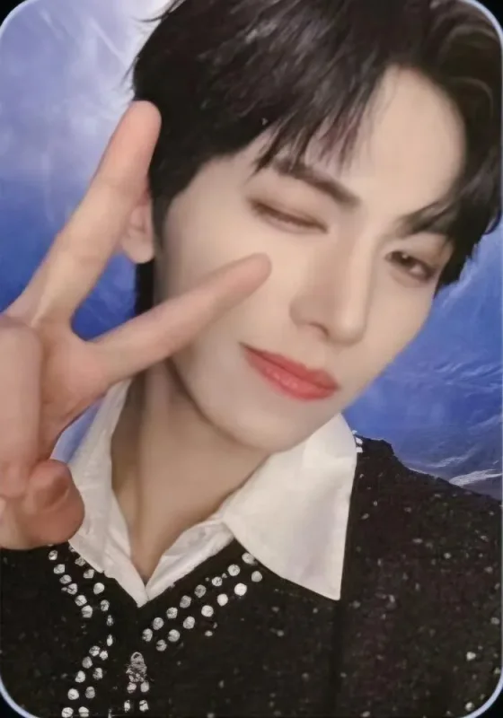 Shao Ziheng — SHINING LIGHT - First Fanmeeting