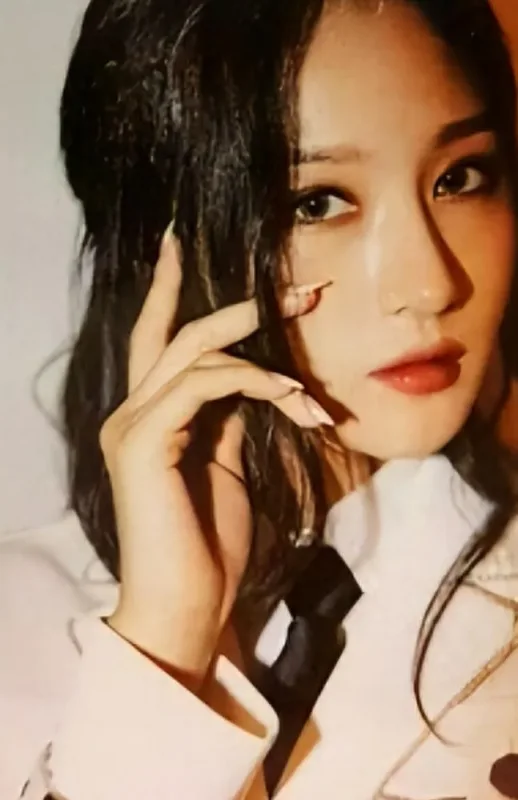 Siyeon — Insomnia - 1st Official Fanclub