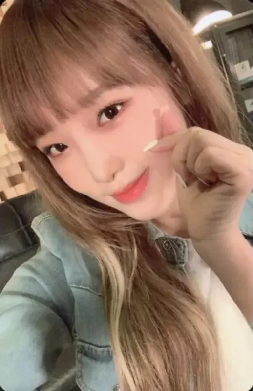 Yena — Rewind : Blossom, Cassette