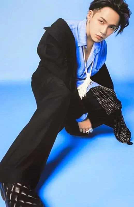 Hyunsuk — Cancam HMV