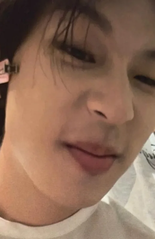 Big Naughty — 낭만 (ROMANCE)