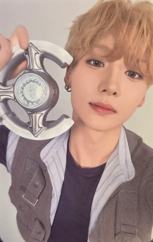 SANGWON — Official Lightstick