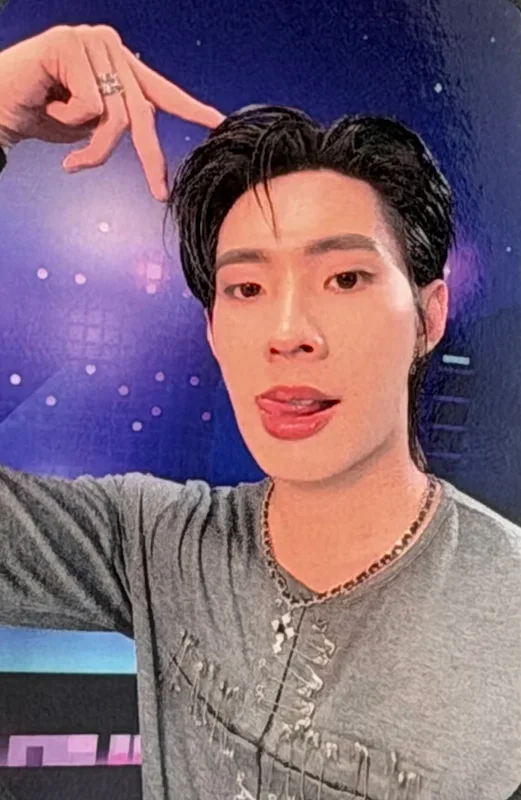 Tutor — DMD LINEUP 2026 | FRIEND BENEFIT RANDOM SELFIE PHOTOCARDS
