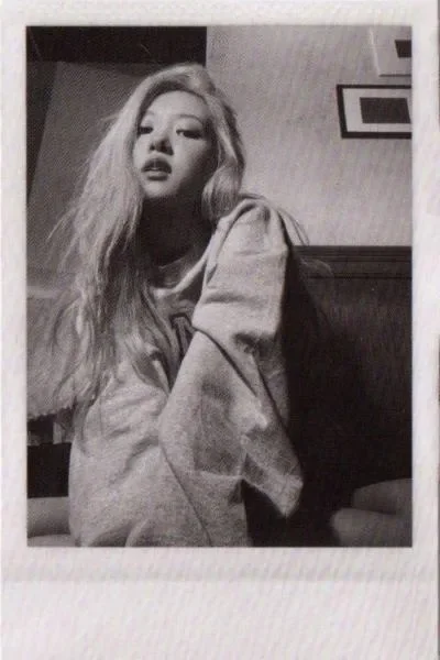 Rosé — R