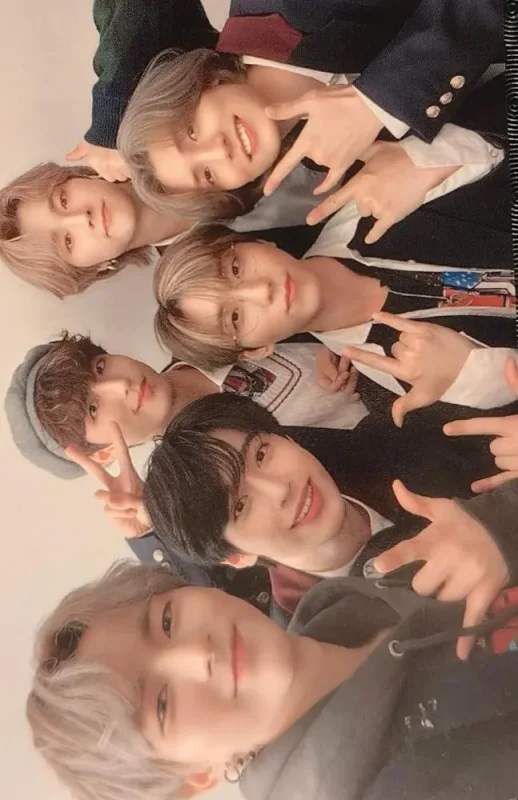 Gaon, Gun-il, Jooyeon, Jungsu, Jun Han, O.de — Band Club XV - 1st Villain Membership