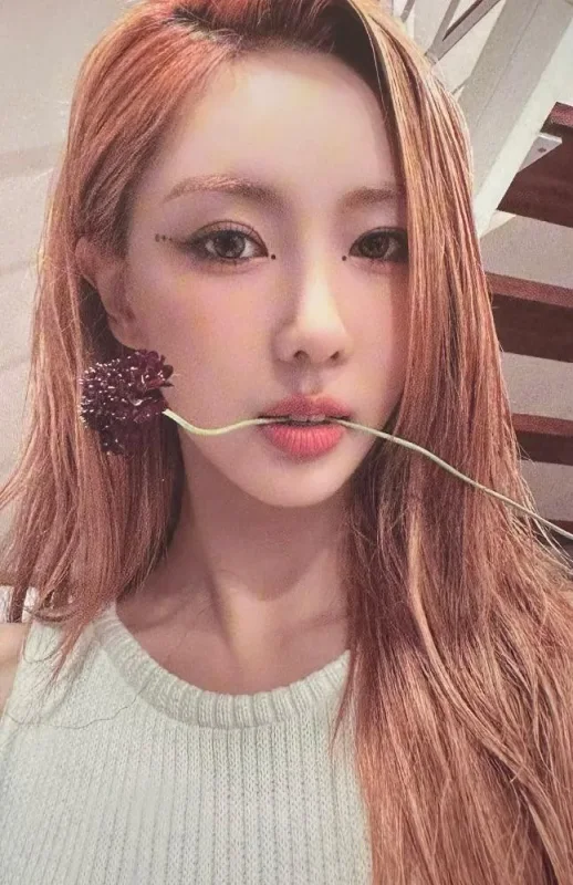 Yoohyeon — Fallen Angels