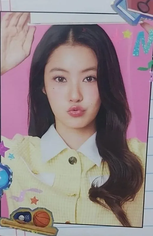 Namtan Tipnaree — GIRLS COLLECTIBLE RANDOM CARD | BACK TO SCHOOL, Secret