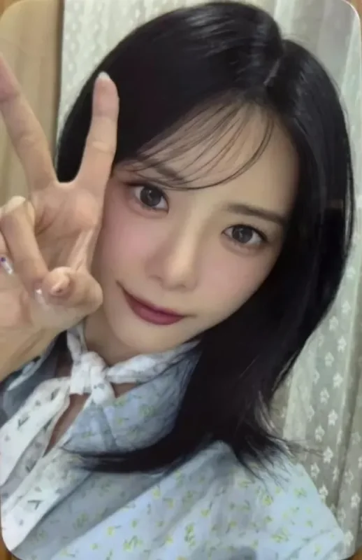 JiU — 2025 Season's Greetings, Apple Music