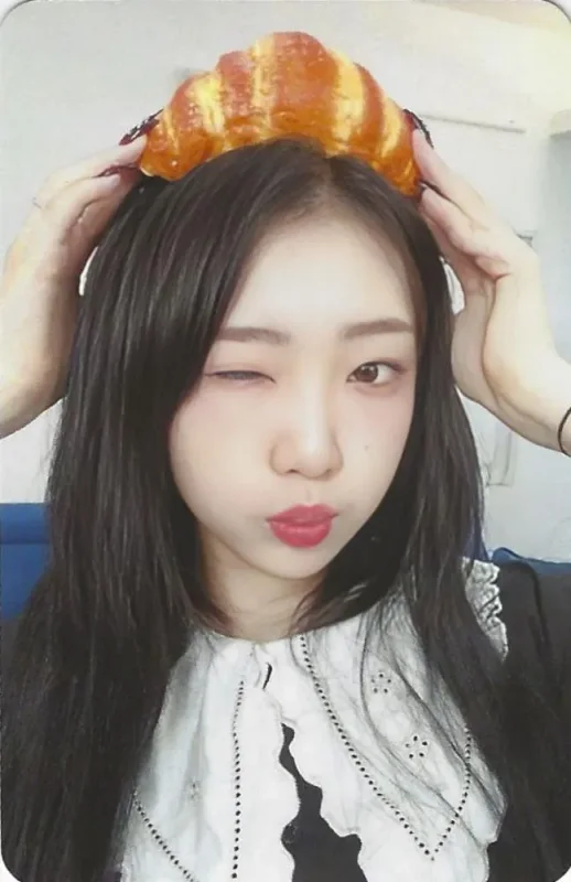 YeoJin — OFFICIAL LIGHT STICK