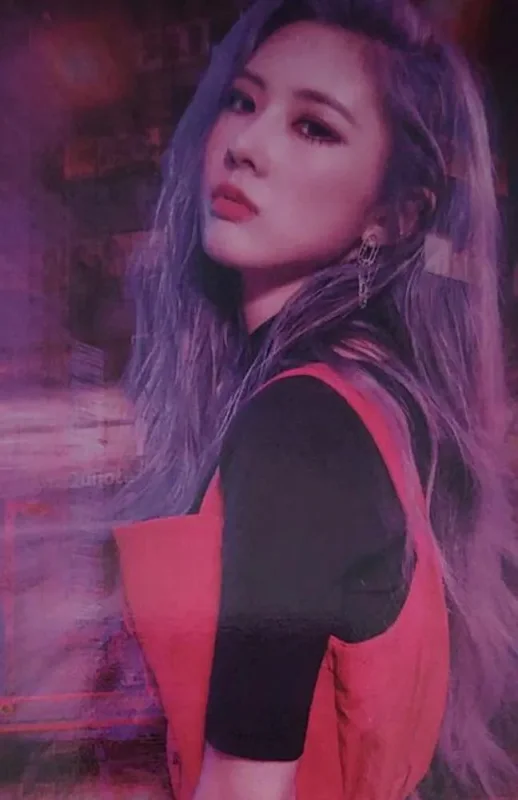 Yoohyeon — Alone In The City, AIR Kit