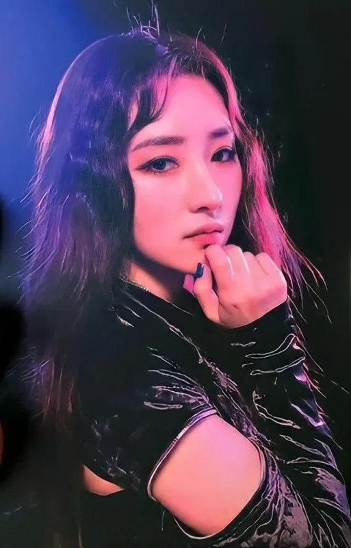 SuA — Alone In The City, Light · Shade