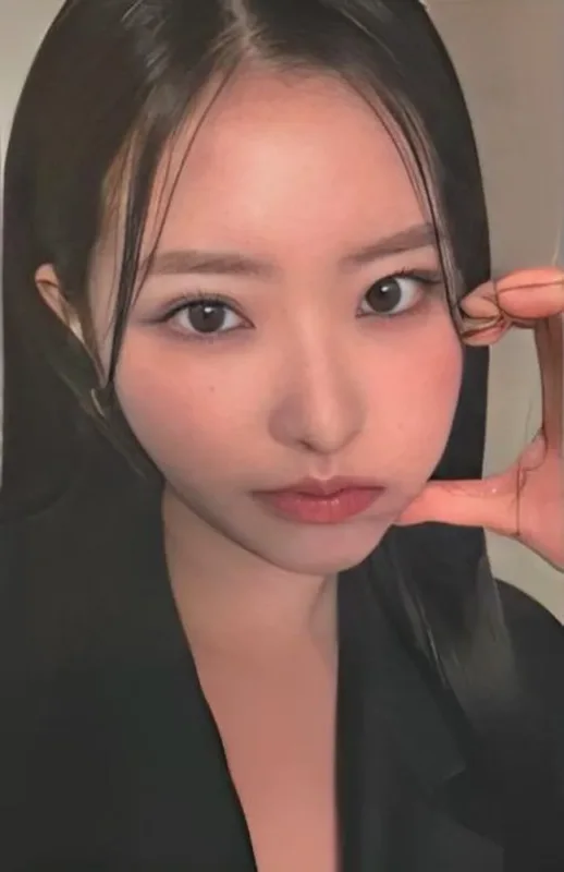 Hyeju — Loossemble: the U.S. Debut Ceremony, Photocard Set