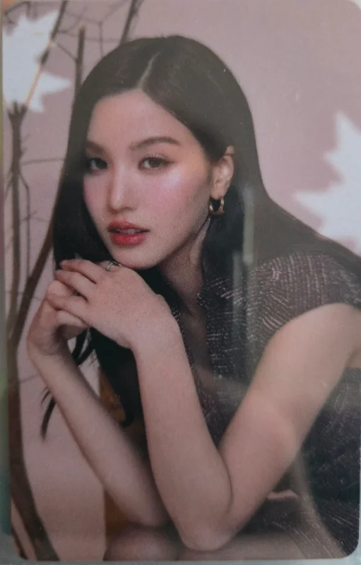 Bonnie Pattraphus — ELEMENTS OF SEASONS SERIES | EXCLUSIVE PHOTOCARD SET