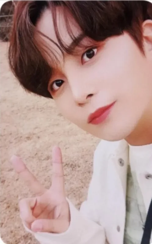Jongho — Ode To Youth - 1st Photobook