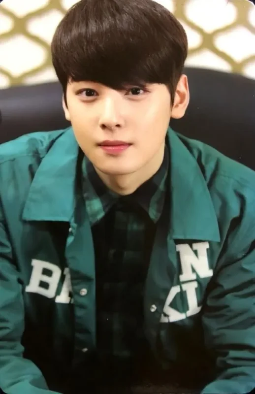 Cha Eun Woo — Spring Up