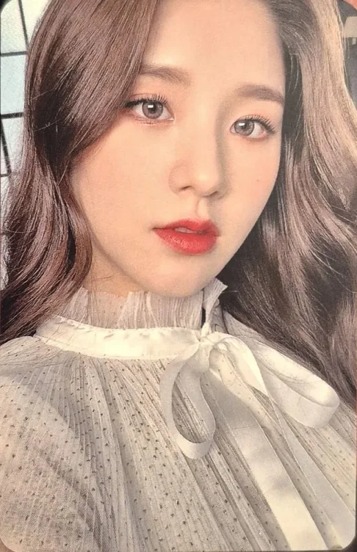 HeeJin — Lightstick, Orbit 2.0 Benefit