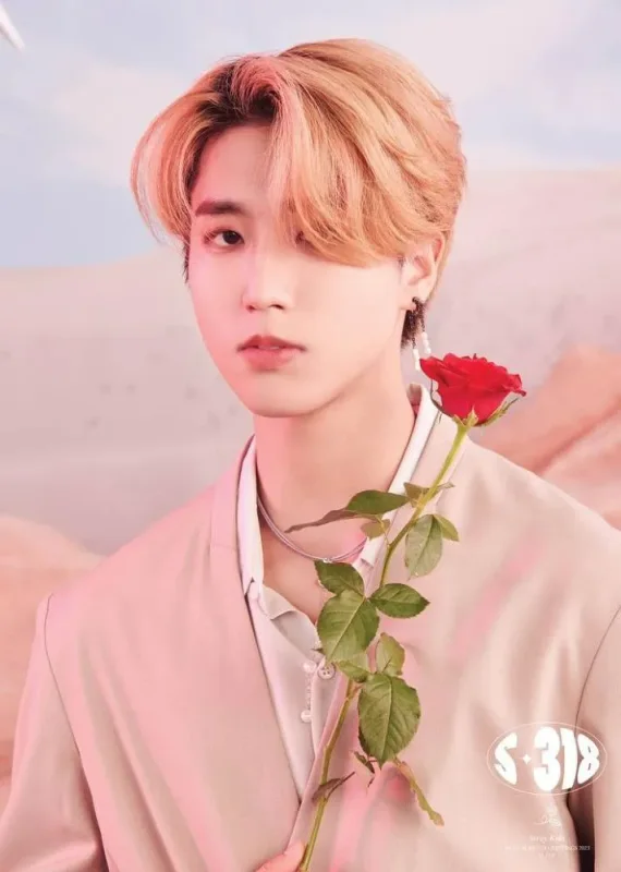 Han — S-318 - 2023 Japan Season's Greetings