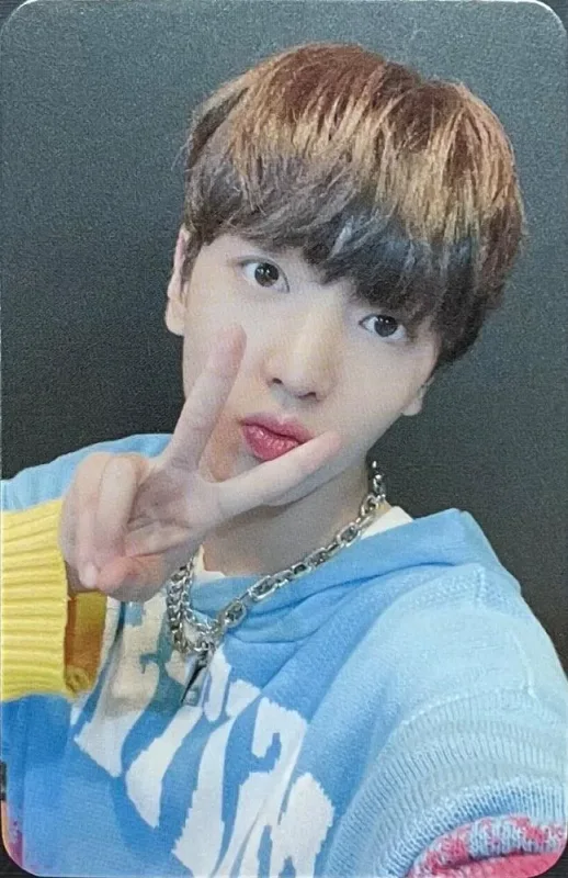 Yujun — DEBUT 100DAYS - Cafe Event, roady MEMBERSHIP (B. ver)