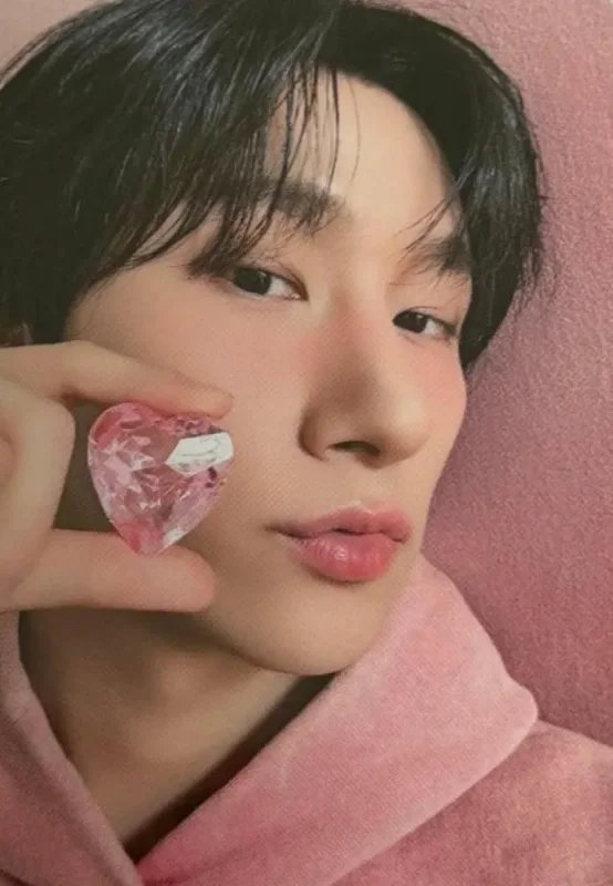 I.M — LOVE FORMULA MONBEBE - 2026 Season's Greetings, Starship