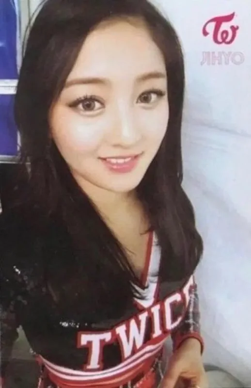 Jihyo — The Story Begins, Thailand