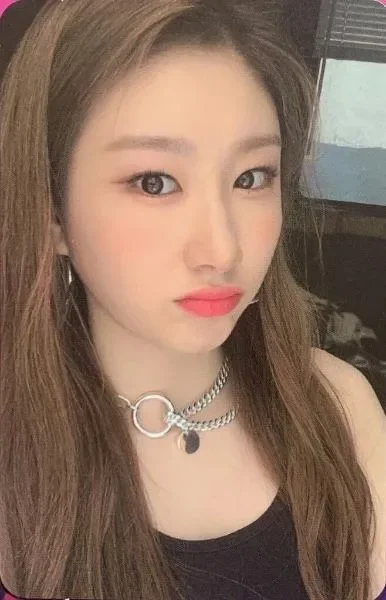 Chaeryeong — 1st Mini Album "IT'z Icy"