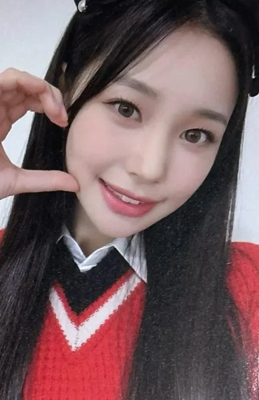 Han Jihyo — 2023 SEASON'S GREETINGS