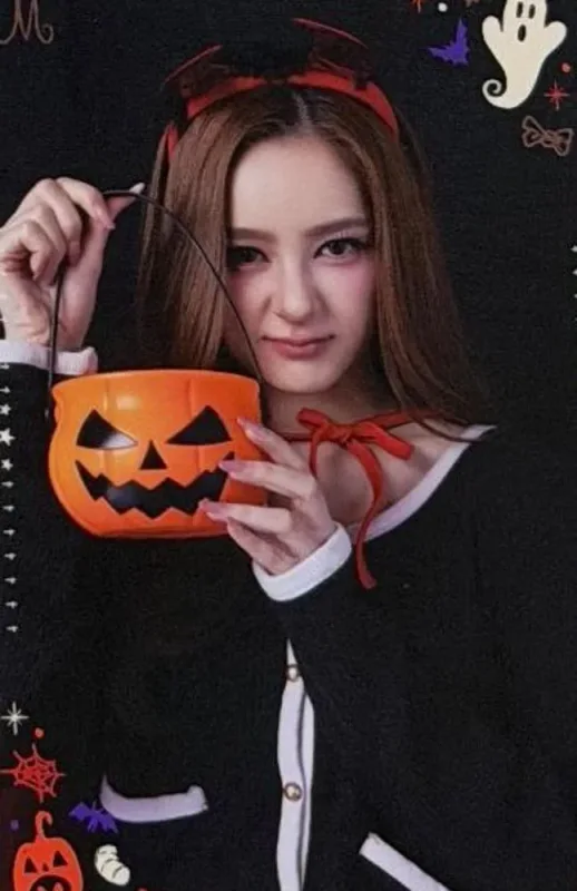 Mim Rattanawadee — GIRLS COLLECTIBLE RANDOM CARDS | TOO CUTE TOO SPOOK COLLECTION