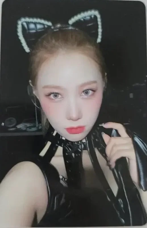 Handong — Halloween midnight circus, VVIP