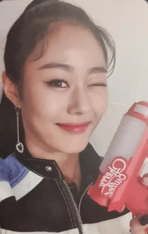 Chae Rin — Cherry Gun