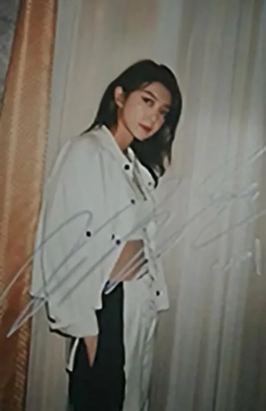 Dami — R.o.s.e Blue, Fancafe