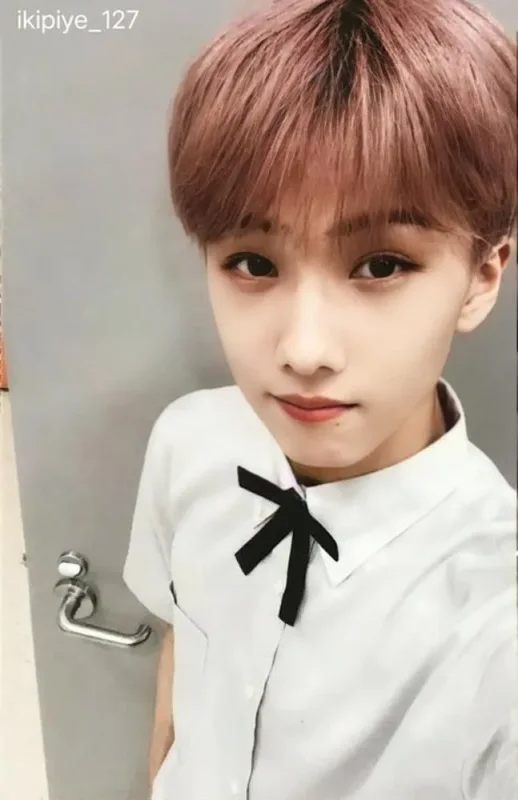 Jisung — We Boom, Kihno