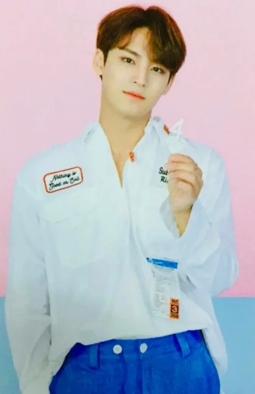 Mingyu — 4th Official Fanclub 'CARAT' Membership