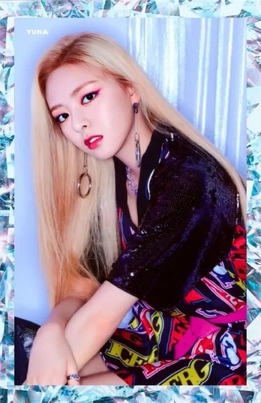 Yuna — 1st Mini Album "IT'z Icy", Icy
