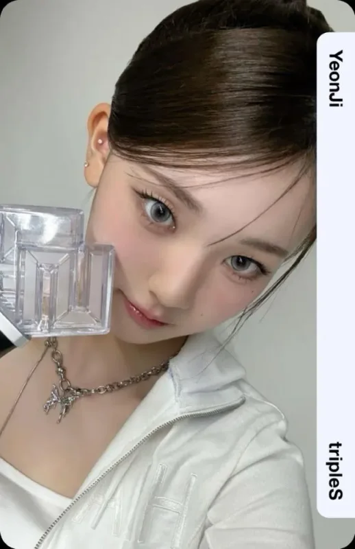 YeonJi — OFFICIAL LIGHT STICK