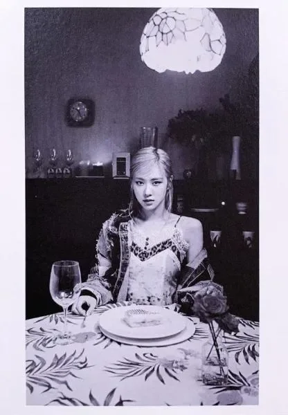Rosé — R