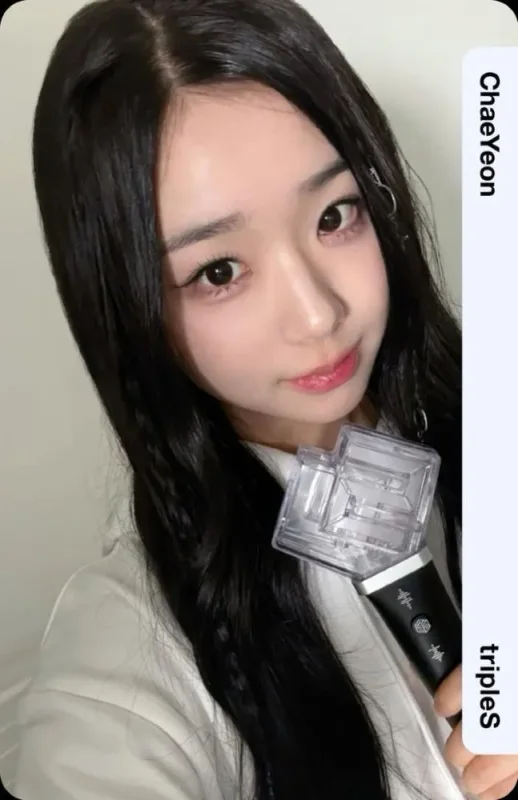 ChaeYeon — OFFICIAL LIGHT STICK