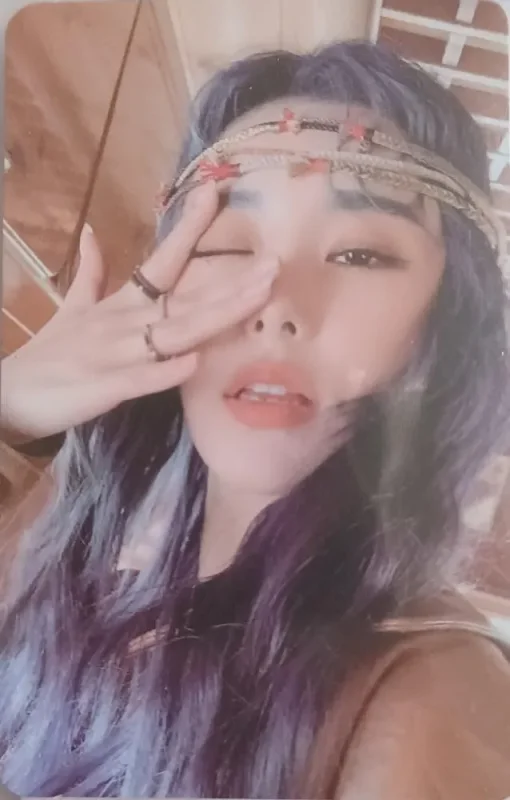 Wheein — Reality in Black, Korean Ver