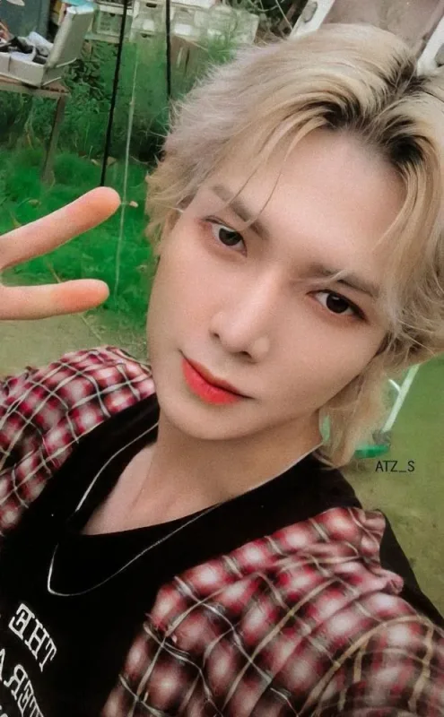 Yeosang — WORKSHOP - 2021 Season's Greetings
