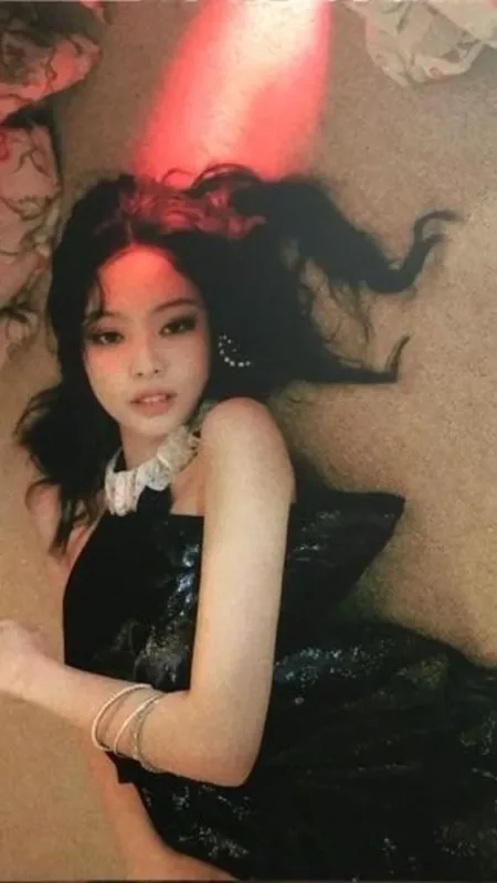 Jennie — SOLO Special Edition, YG Select