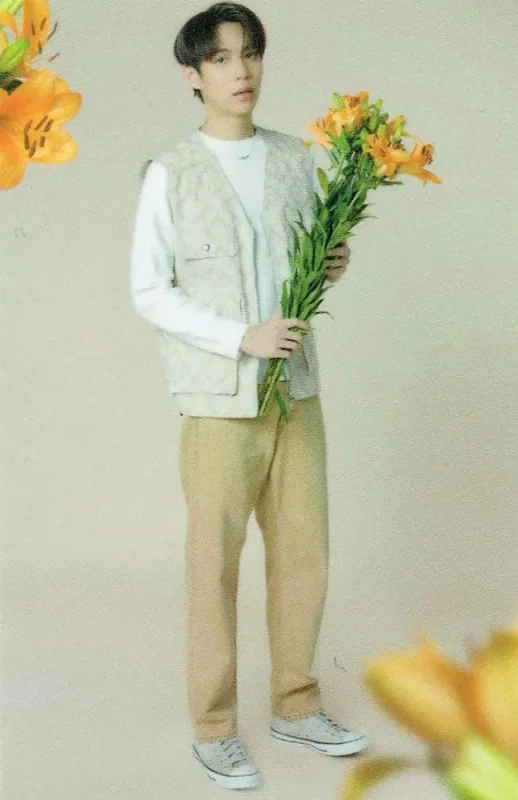 First Kanaphan — BLOOMING SERIES | FIRST EXCLUSIVE PHOTOCARD SET