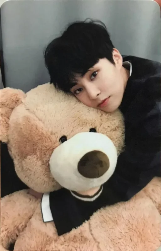 Xiumin — Universe
