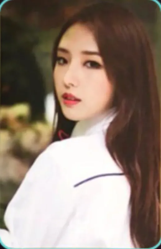 HaSeul — Love & Live, Limited