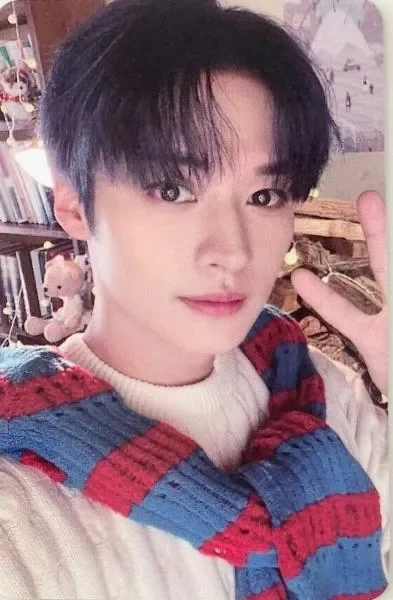 Lee Know — 3rd Membership