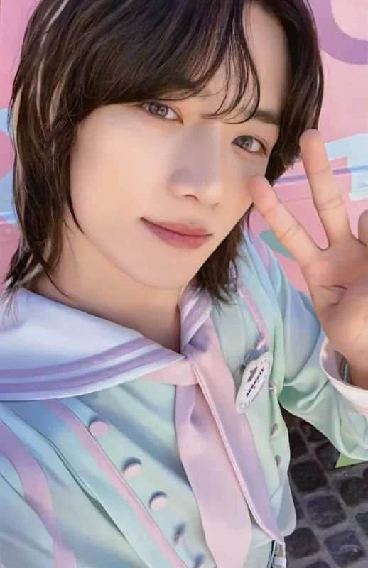 Beomgyu — 2022 Season's Greetings