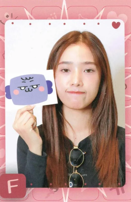 Film Rachanun — GIRLS COLLECTIBLE RANDOM CARDS | MOOD QUEST COLLECTION