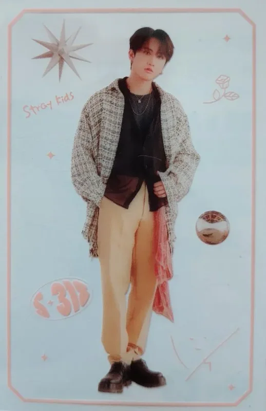 Changbin — S-318 - 2023 Japan Season's Greetings