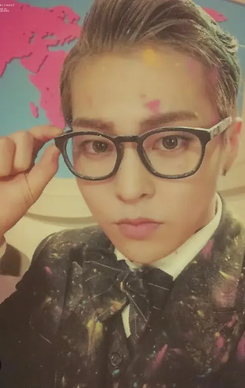 Xiumin — Hey Mama!