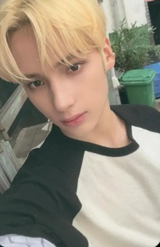 Huening Kai — NUANCE - 2024 Season's Greetings