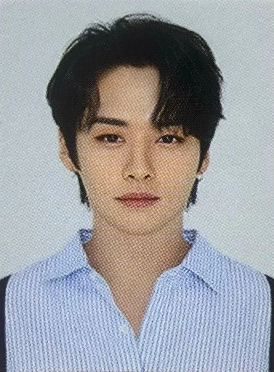 Lee Know — CLIO